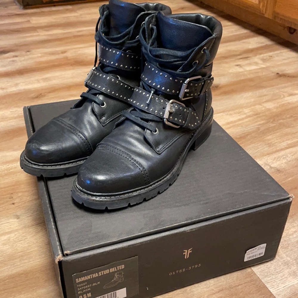 Samantha Stud Belted Hikes